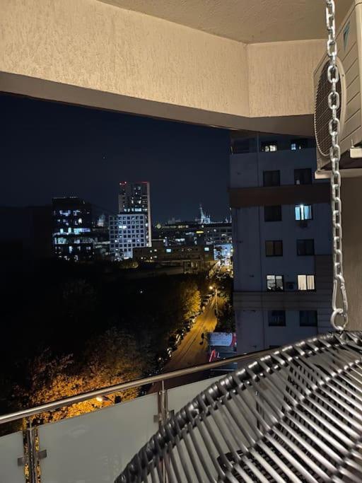 Ath Modern Homes - Luxury Apartment In The City Center Iasi Exteriör bild