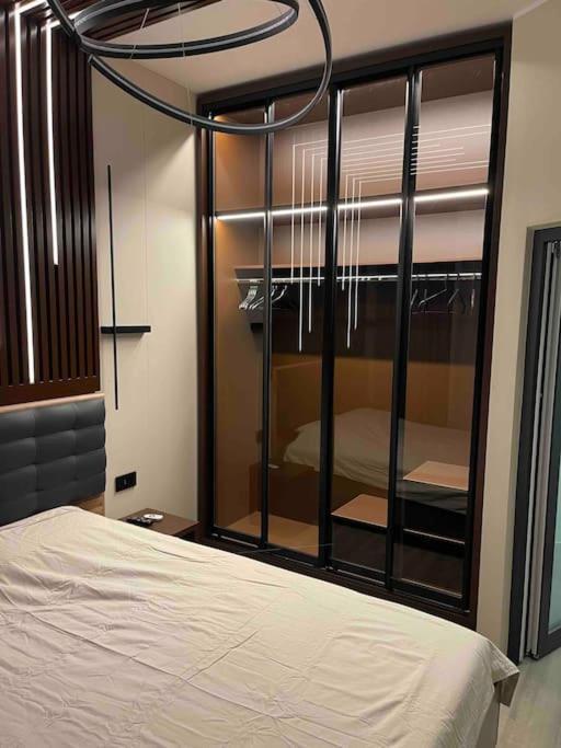 Ath Modern Homes - Luxury Apartment In The City Center Iasi Exteriör bild